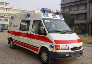 云龙县救护车租赁